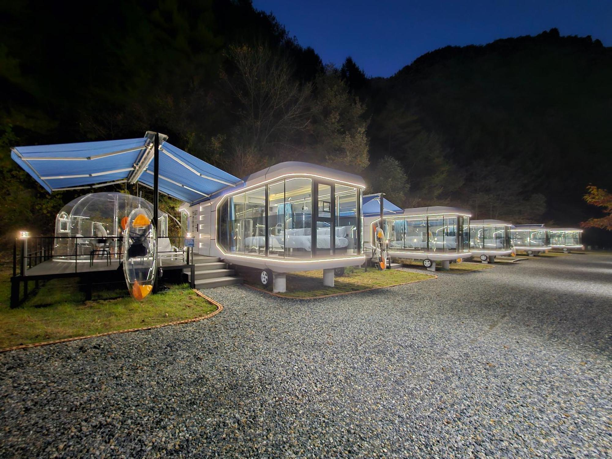 Galaxy X Hotel Type Caravan Glamping & Pension Pyeongchang Exteriör bild