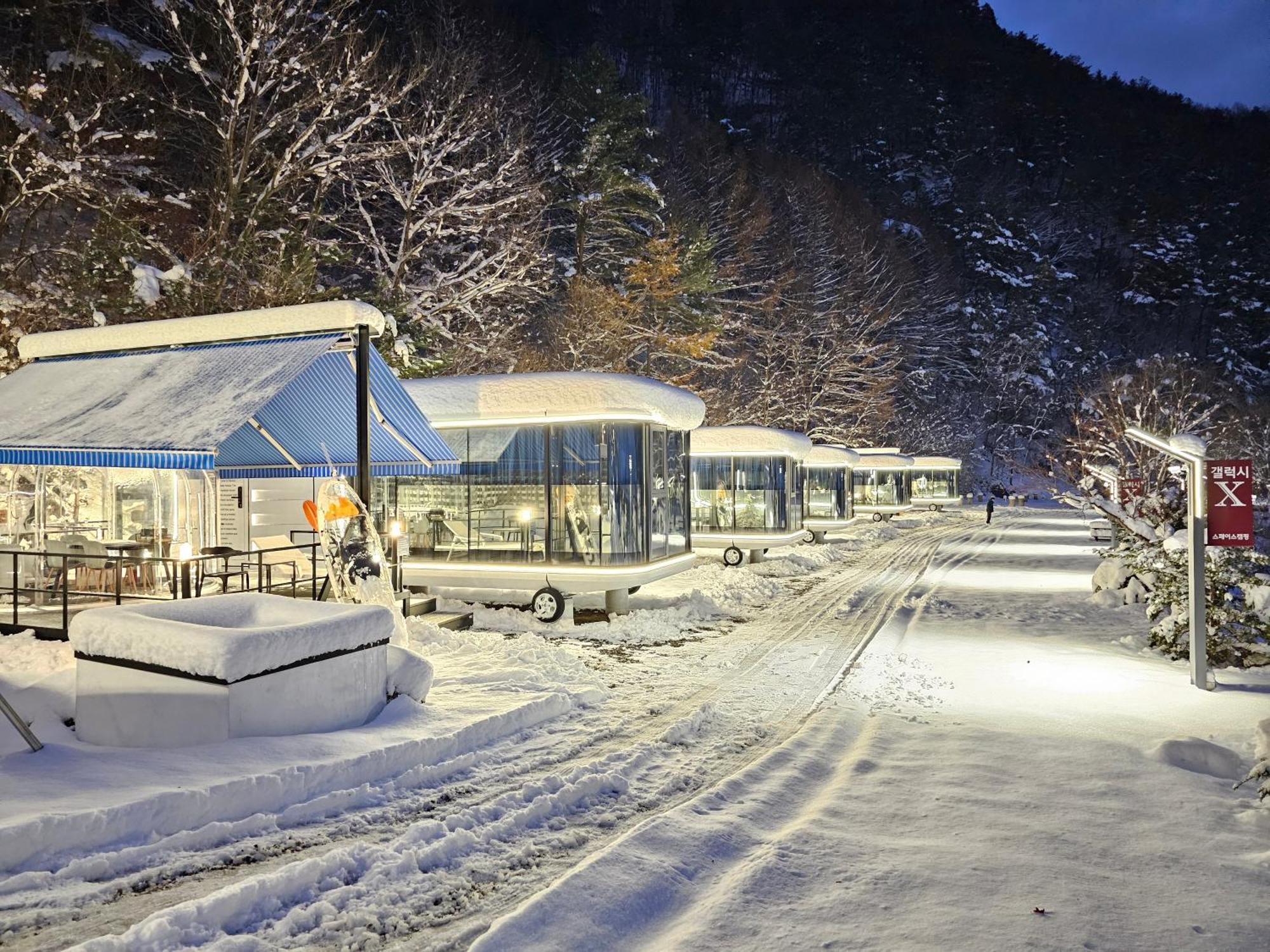 Galaxy X Hotel Type Caravan Glamping & Pension Pyeongchang Exteriör bild